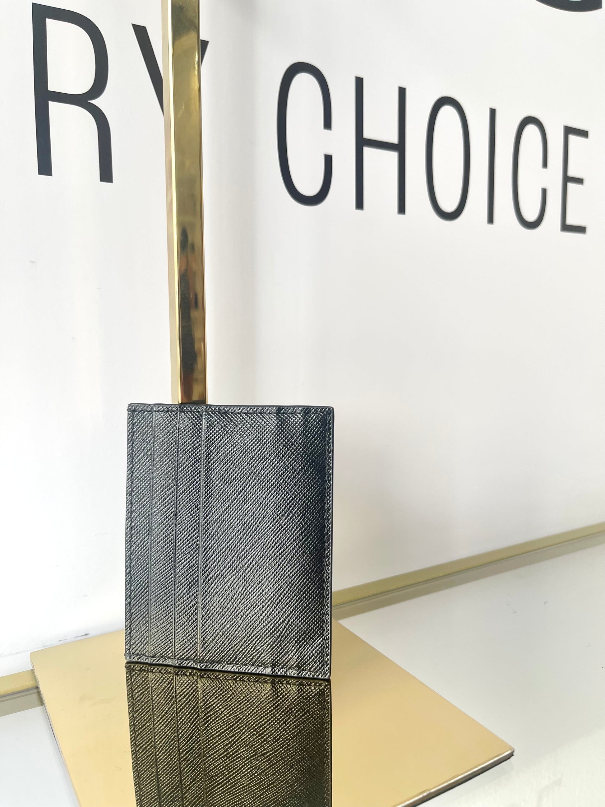 Portacarte in Saffiano nero Prada