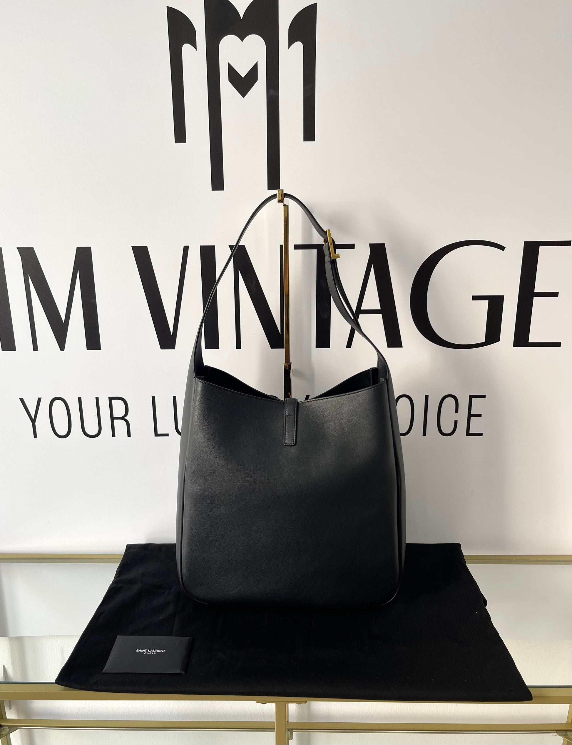 Le 5 à 7 large morbida in pelle martellata Saint Laurent