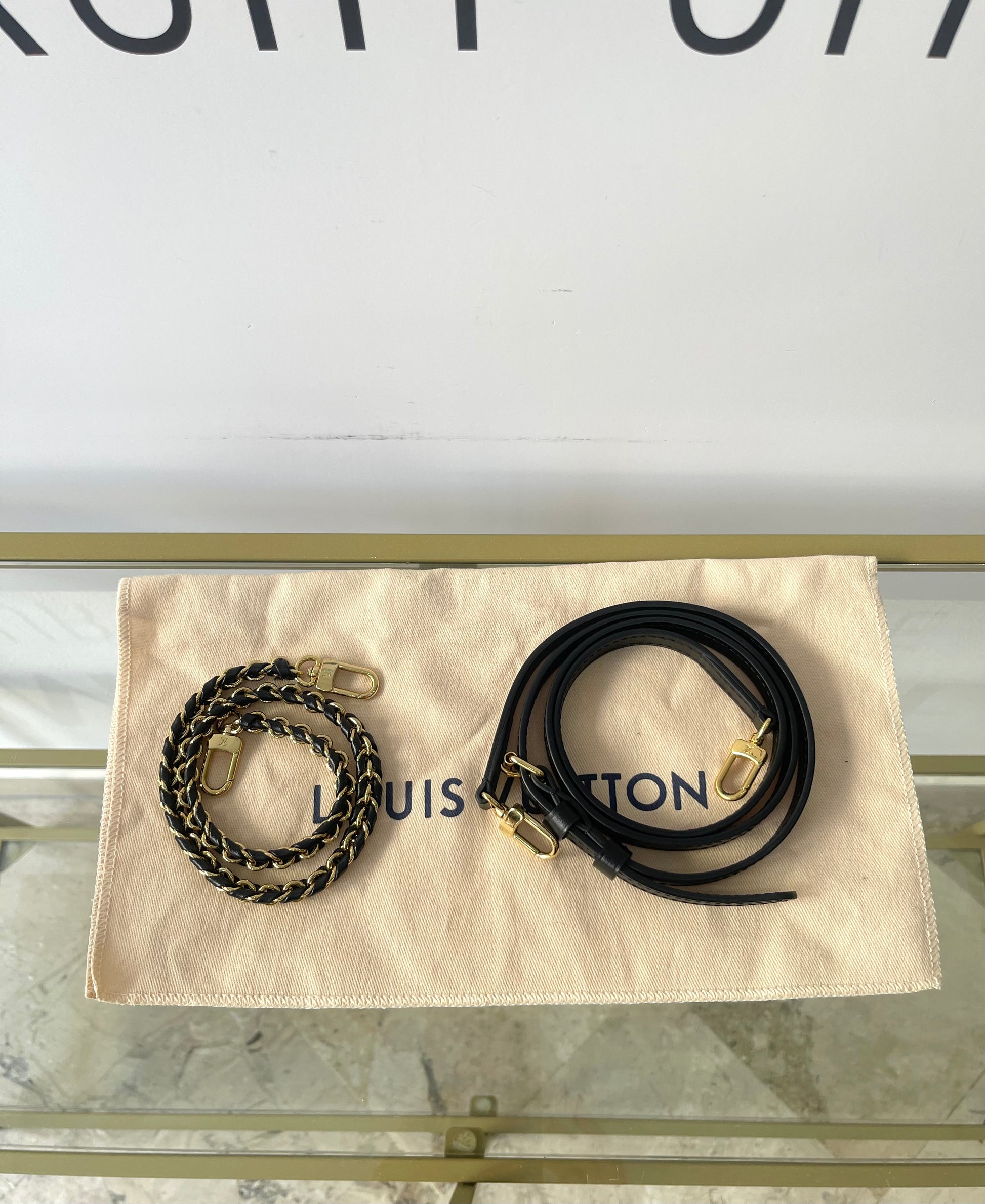 Pochette Vanity Monogram Louis Vuitton