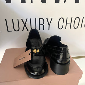 Mocassini in pelle spazzolata Miu Miu