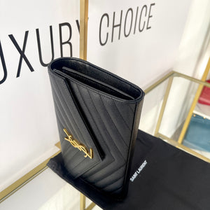 Wallet On Chain Cassandre Saint Laurent