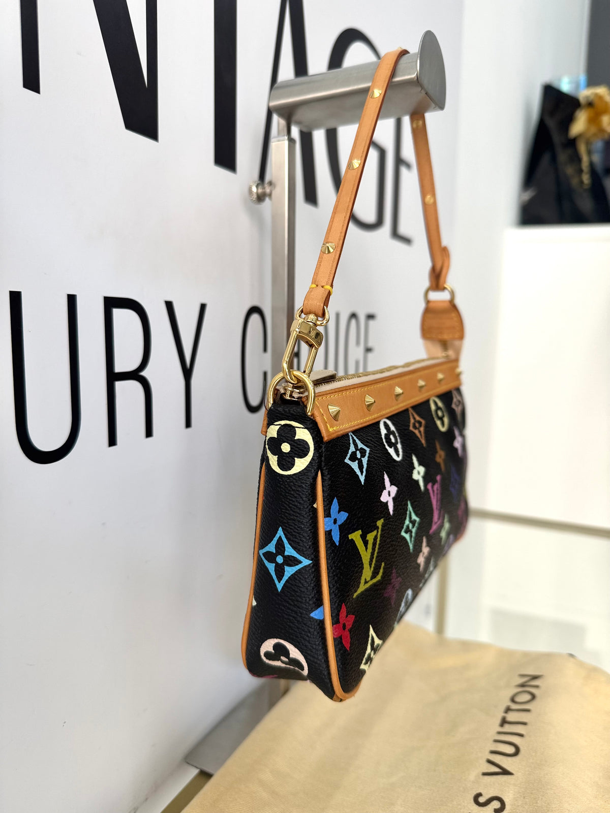 Pochette Accessoires Monogram Multicolor Louis Vuitton