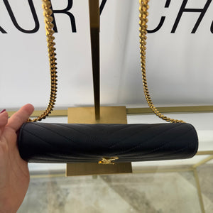 Wallet On Chain Cassandre Saint Laurent
