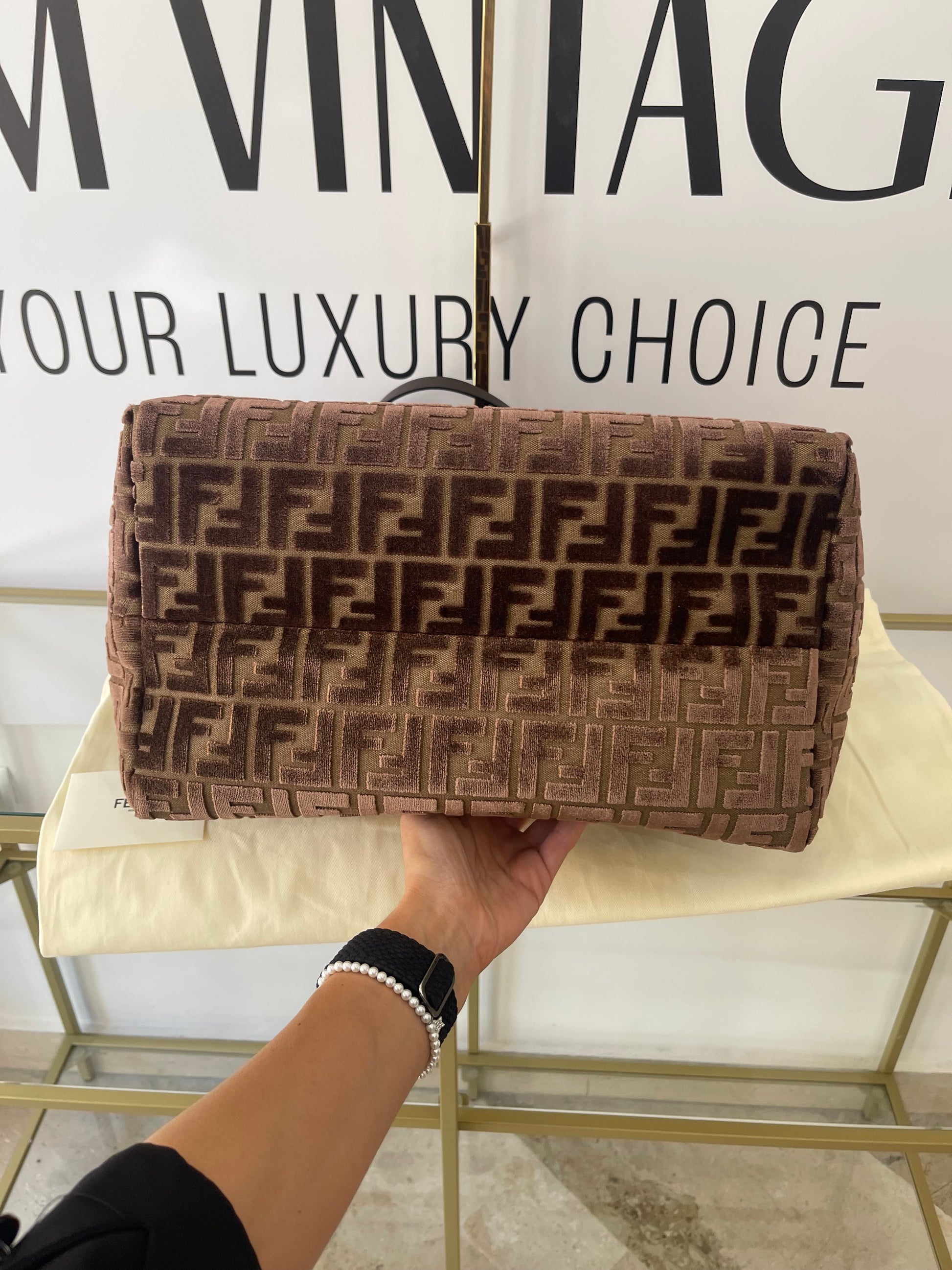 Borsa Zucca Roll reversibile Large Fendi