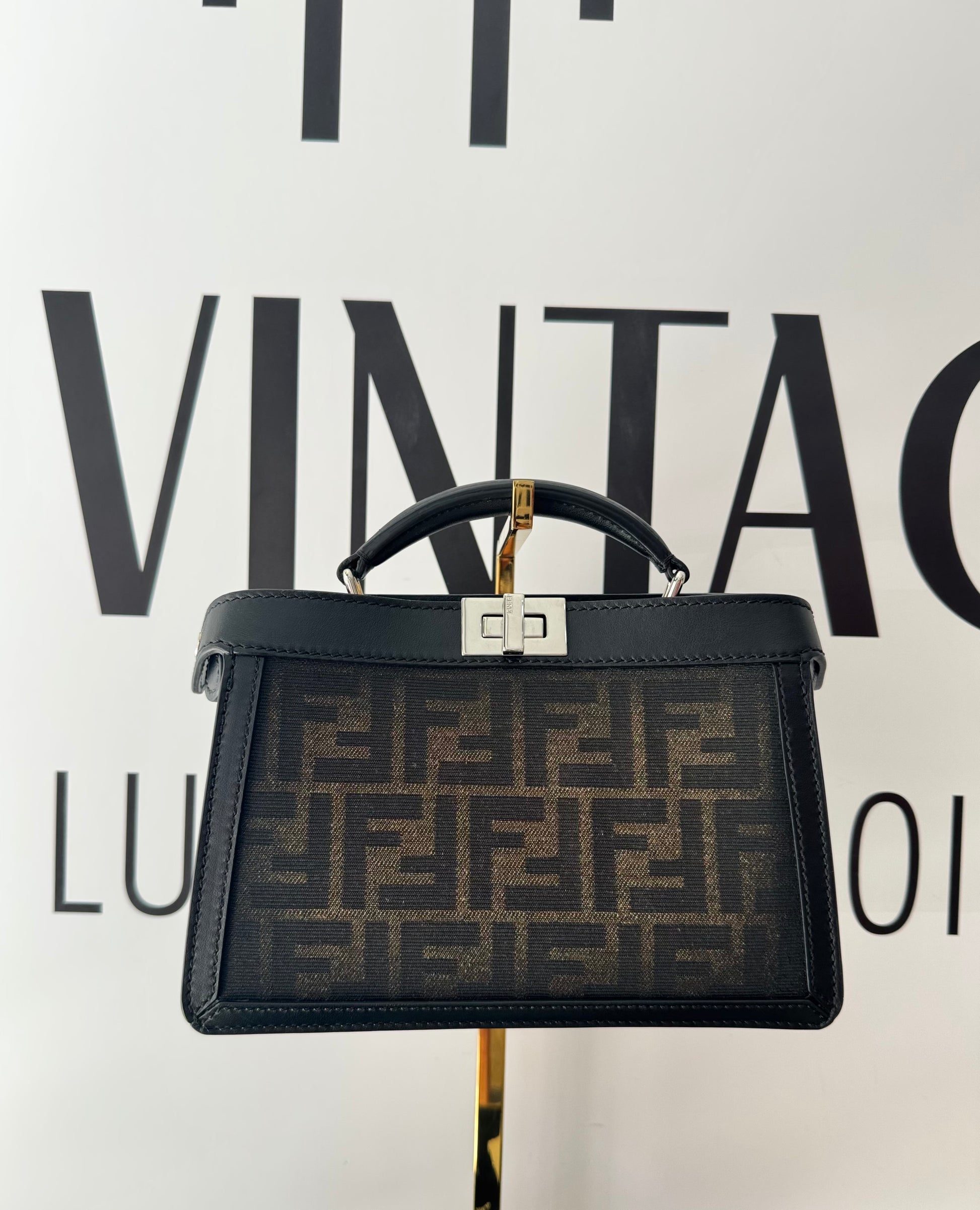 Borsa Peekaboo ISeeU FF Fendi