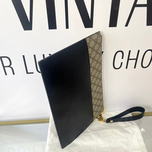 Pochette Interlocking GG Supreme Gucci