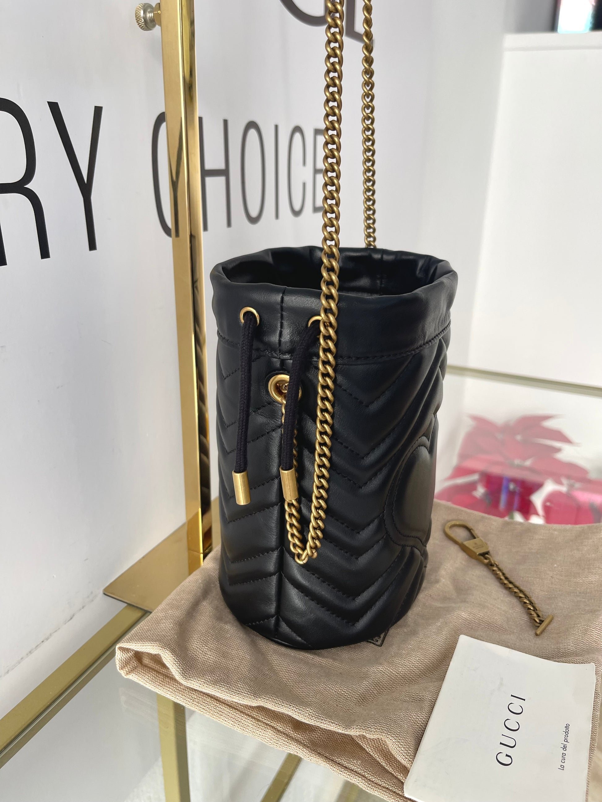 Borsa a secchiello GG Marmont Gucci