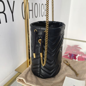 Borsa a secchiello GG Marmont Gucci