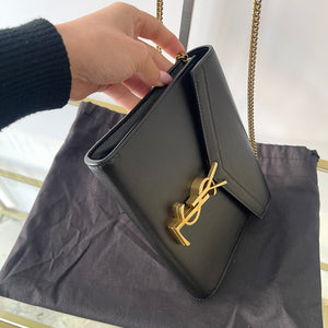 Wallet On Chain Cassandra Saint Laurent