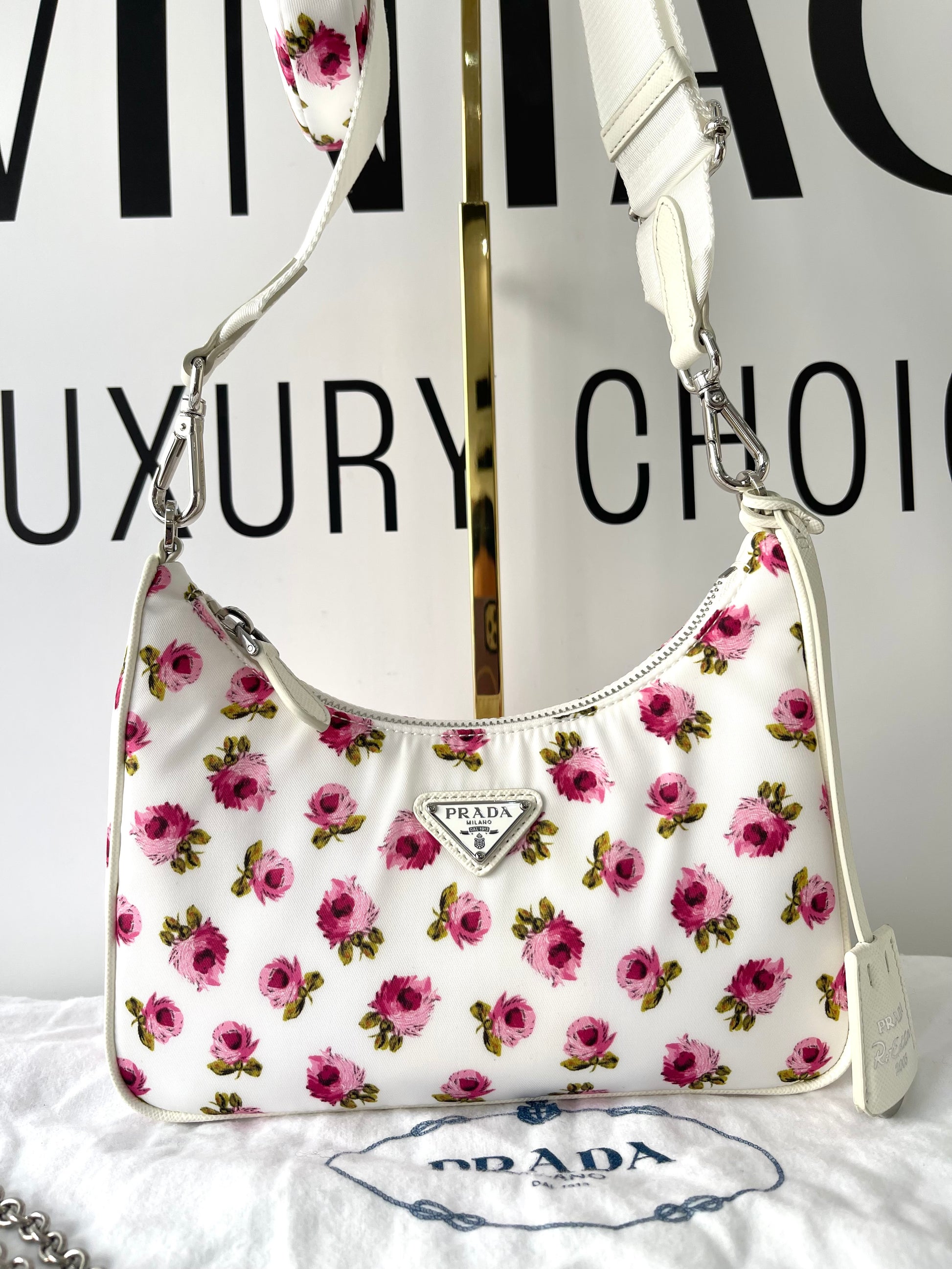 Borsa Re-Edition 2005 in Re-Nylon e Saffiano con motivo rose Prada