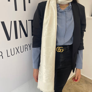 Scialle in lana e seta Jacquard con motivo GG bianco Gucci