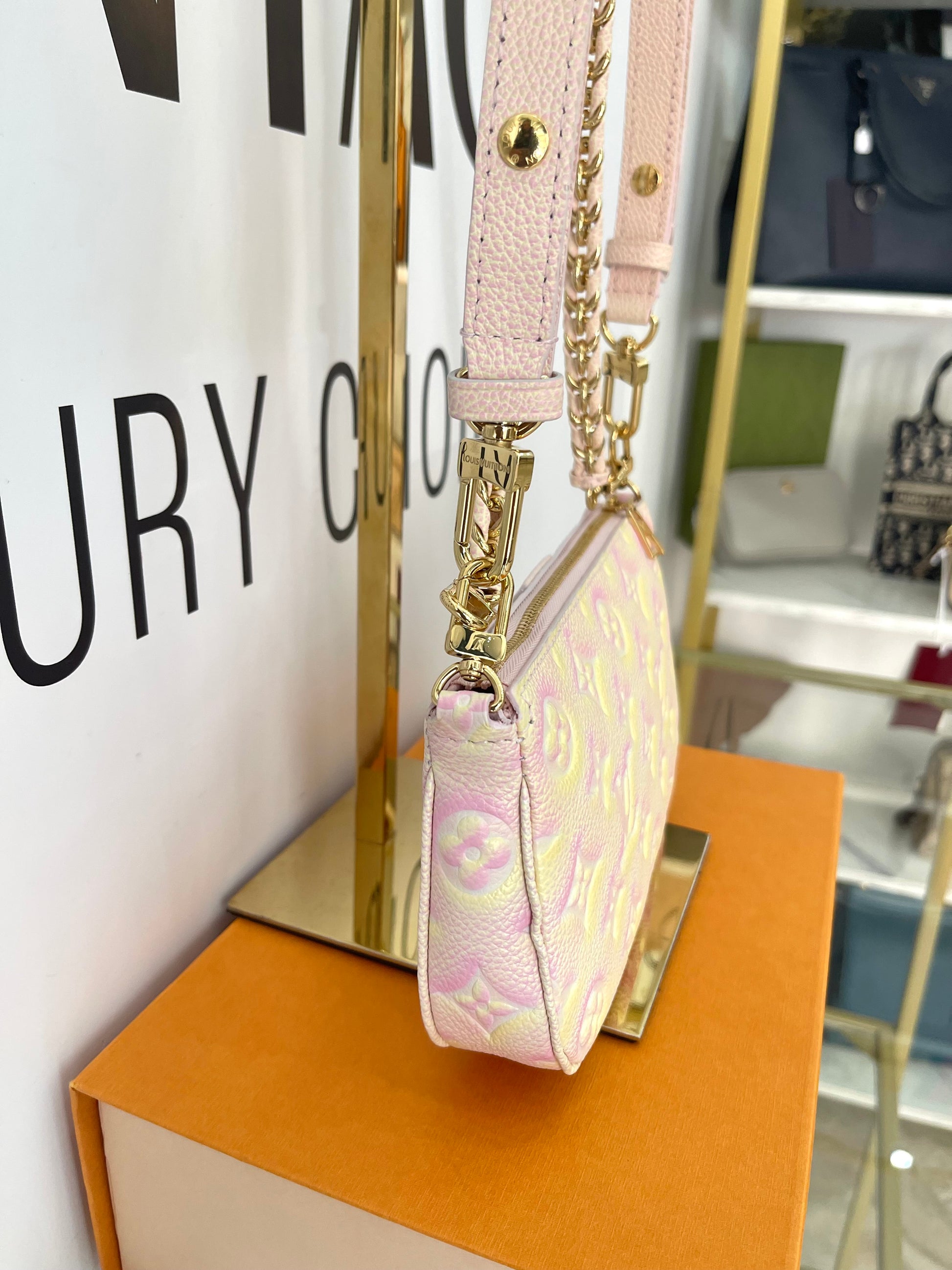 Borsa Multi Pochette Accessoires Monogram Empreinte Summer Stardust Limited Edition Louis Vuitton