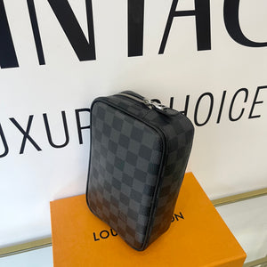 Trousse Toilette PM Damien Graphite Louis Vuitton