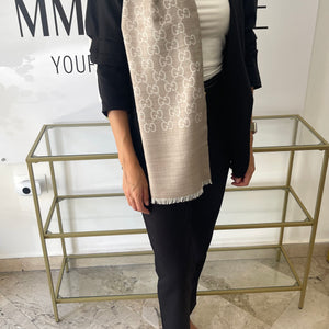 Stola GG  in lana e seta reversibile Gucci