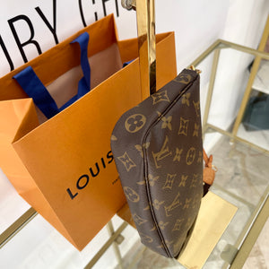 Pochette Accessoires Monogram Louis Vuitton