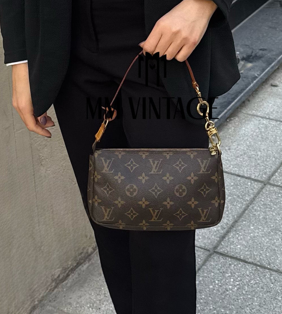 Pochette Accessoires Monogram Louis Vuitton