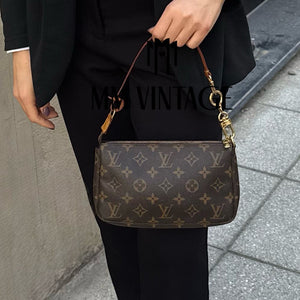 Pochette Accessoires Monogram Louis Vuitton