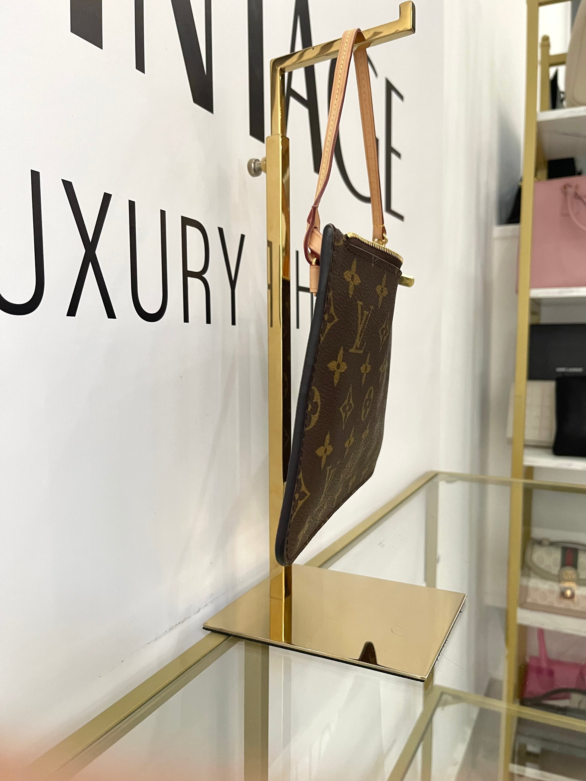 Pochette Monogram Louis Vuitton