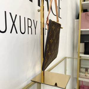 Pochette Monogram Louis Vuitton