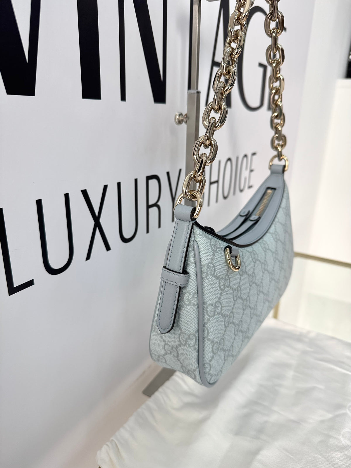 Borsa GG Emblem hw oro Gucci