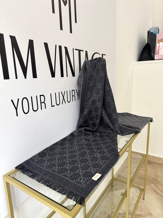 Sciarpa GG jacquard grigio antracite Gucci