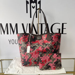 Borsa Shopping Camouflage GG Supreme Gucci