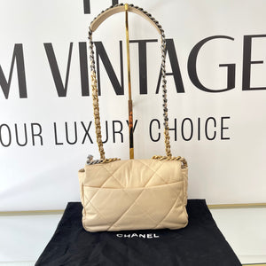 Borsa Chanel 19