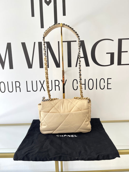Borsa Chanel 19