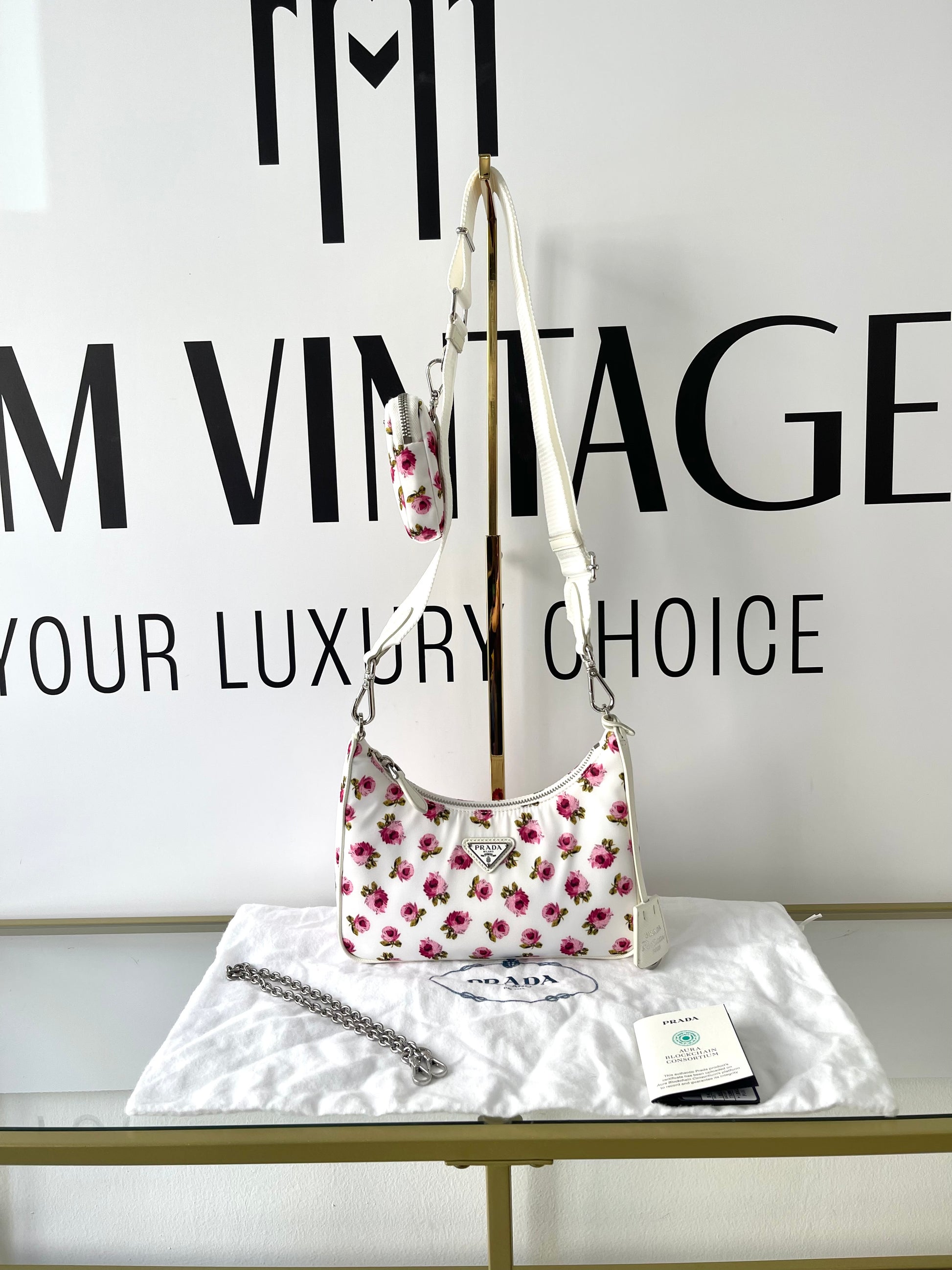 Borsa Re-Edition 2005 in Re-Nylon e Saffiano con motivo rose Prada