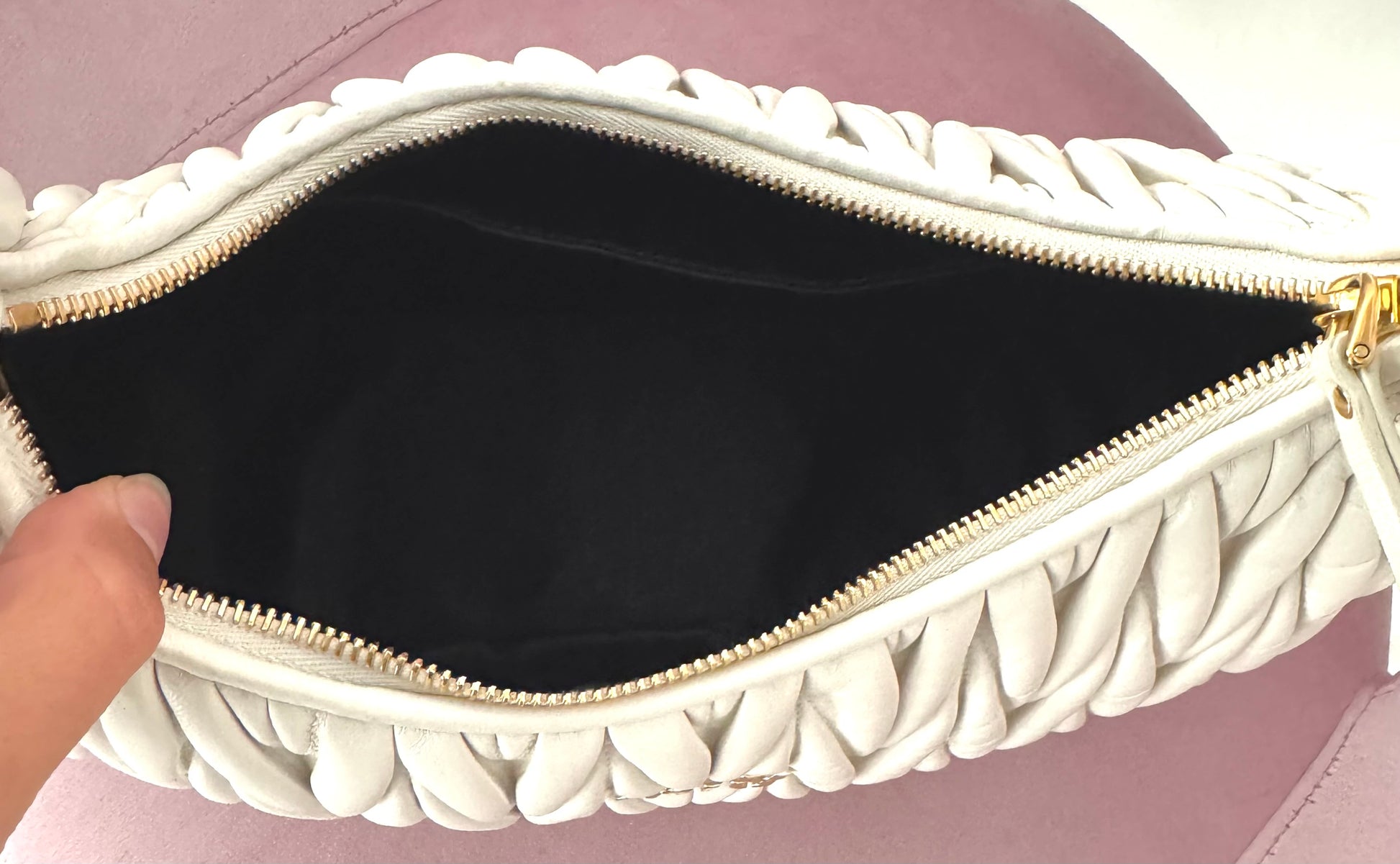 Borsa Hobo Wander Matelassé Miu Miu