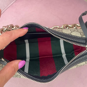 Borsa GG Emblem Gucci