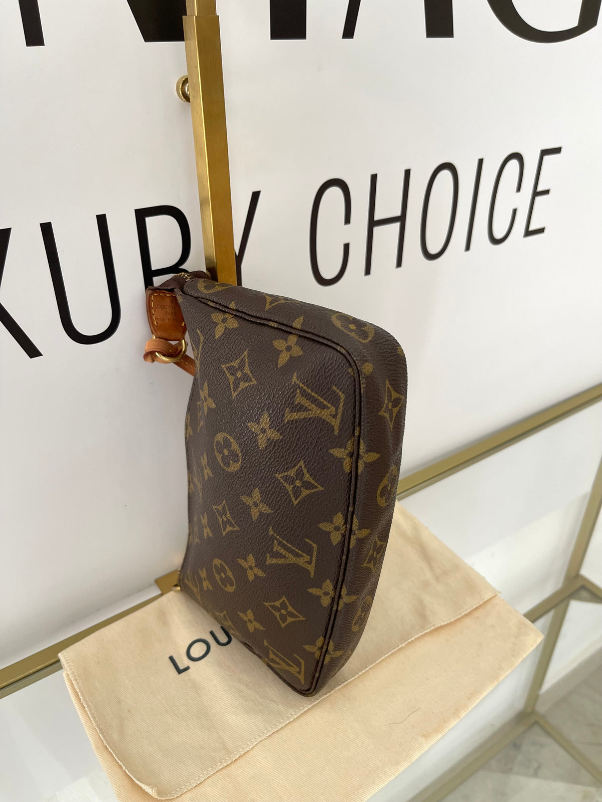 Pochette Accessoires Monogram Louis Vuitton