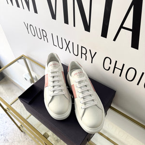 Sneakers in pelle Prada