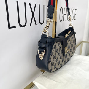 Borsa Moon Side GG Supreme Gucci