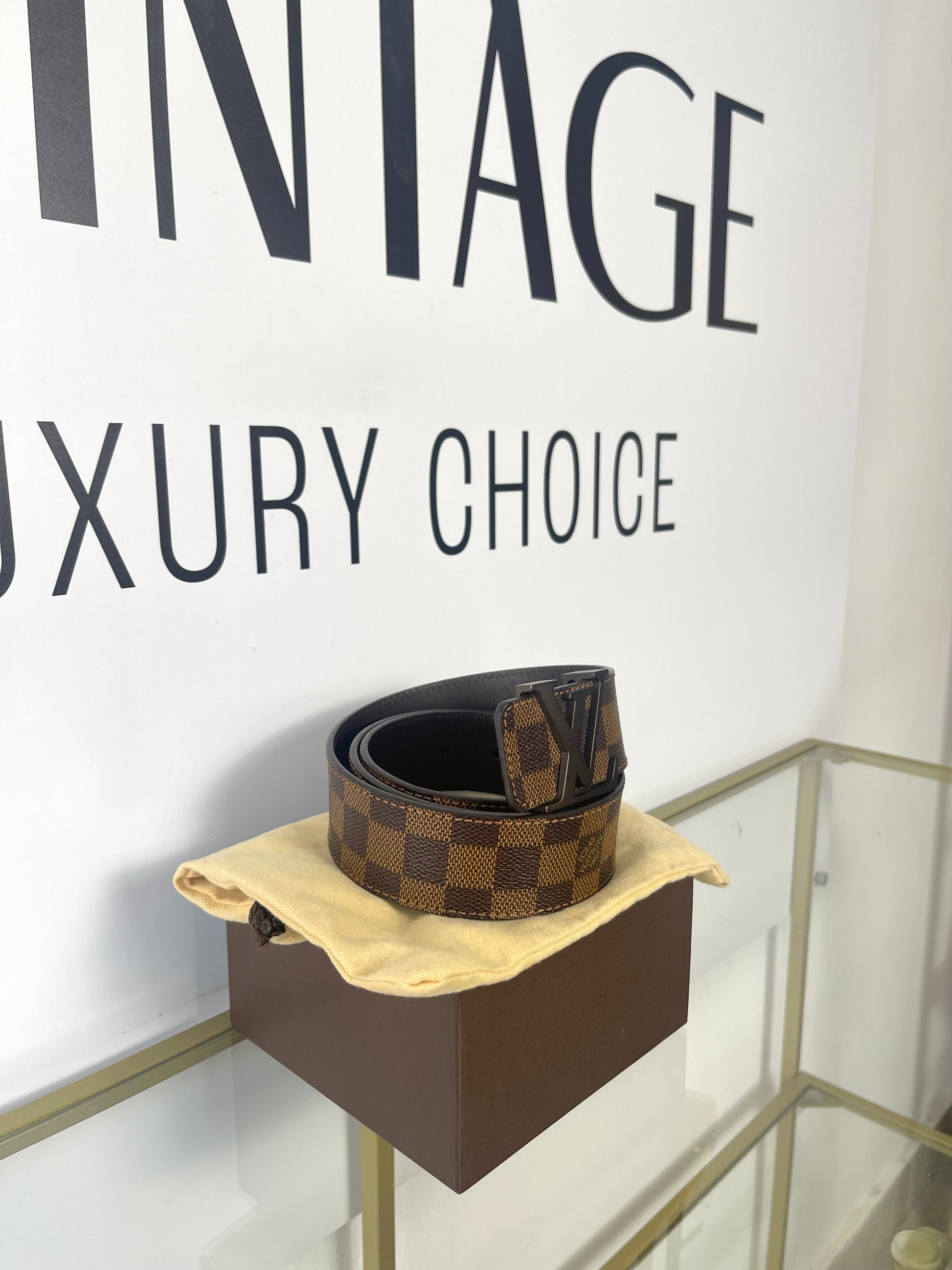 Cintura LV Initiales 40mm Damier Ebéne Louis Vuitton