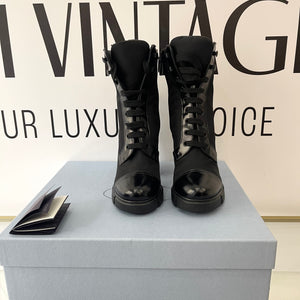 Stivaletti in Re-Nylon e pelle Prada