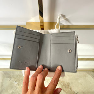 Portafoglio Cassette compatto argento Bottega Veneta