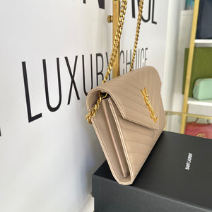 Wallet On Chain Cassandre Saint Laurent