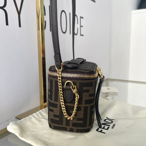 Borsa Vanity Fendi