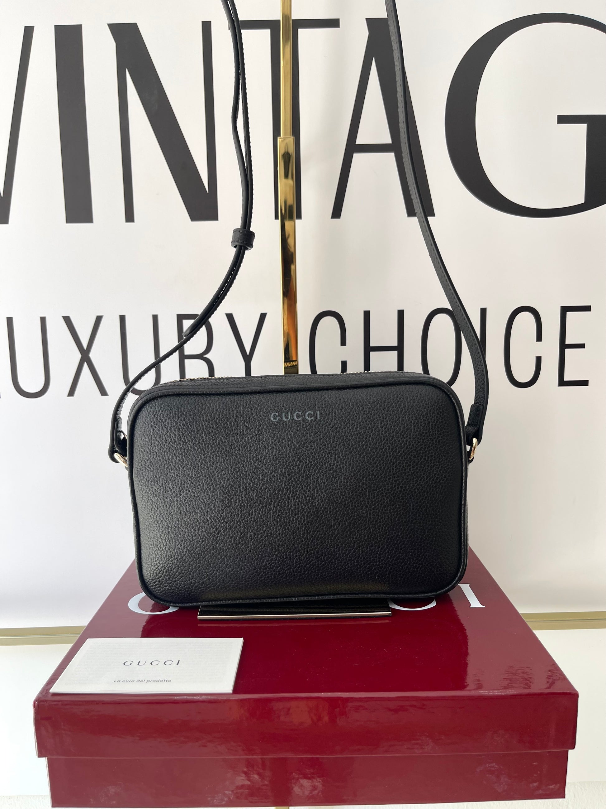 Borsa in pelle martellata Gucci