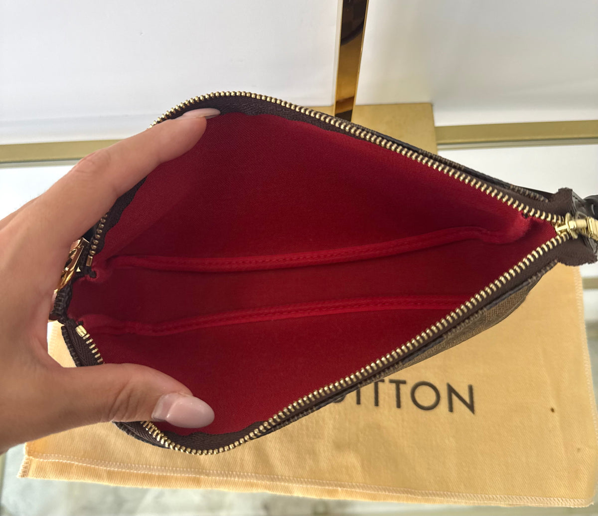 Pochette Accessoires Damier Ebéne Louis Vuitton