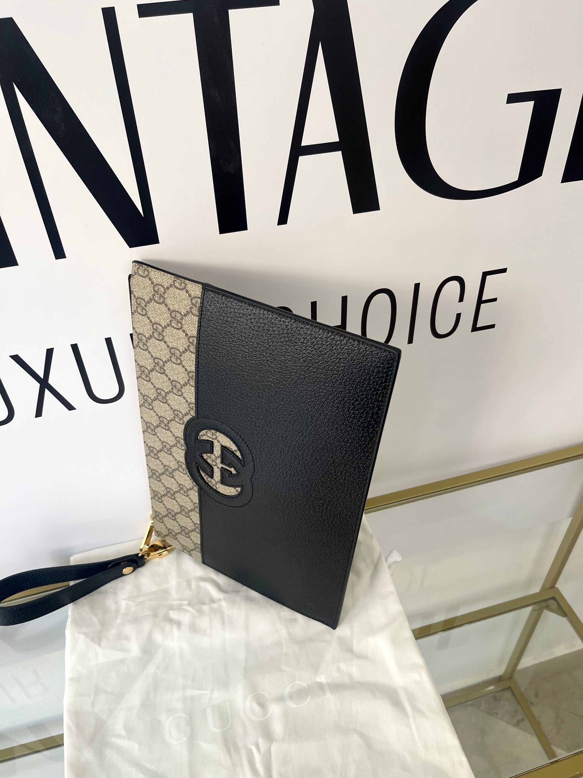 Pochette Interlocking GG Supreme Gucci