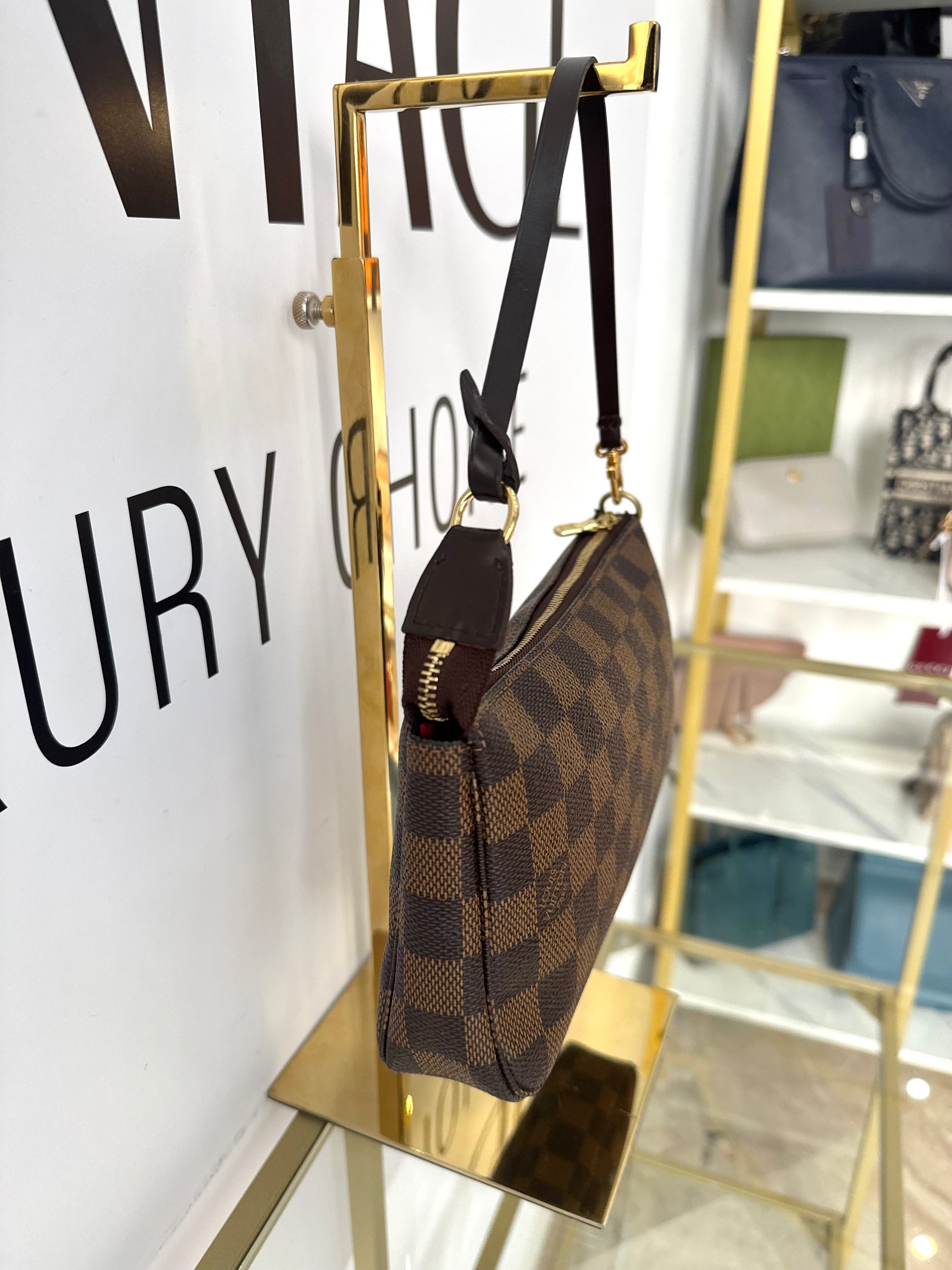 Pochette Accessoires Damier Ebéne Louis Vuitton