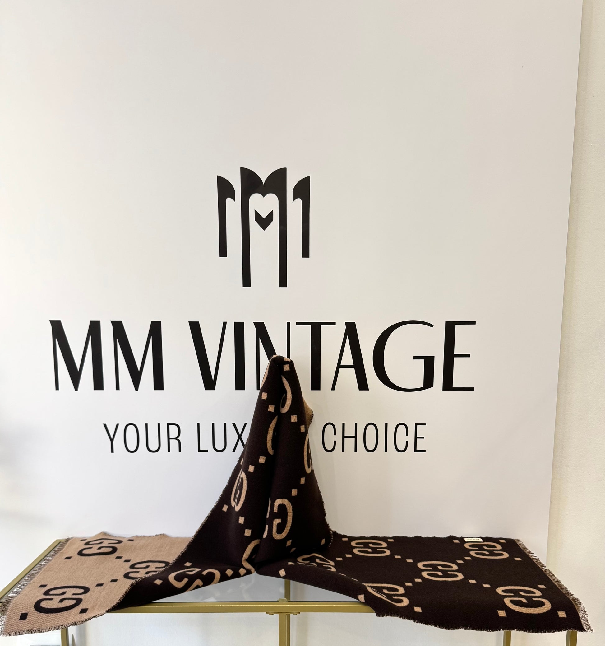 Sciarpa in lana e seta con motivo GG Jacquard Gucci