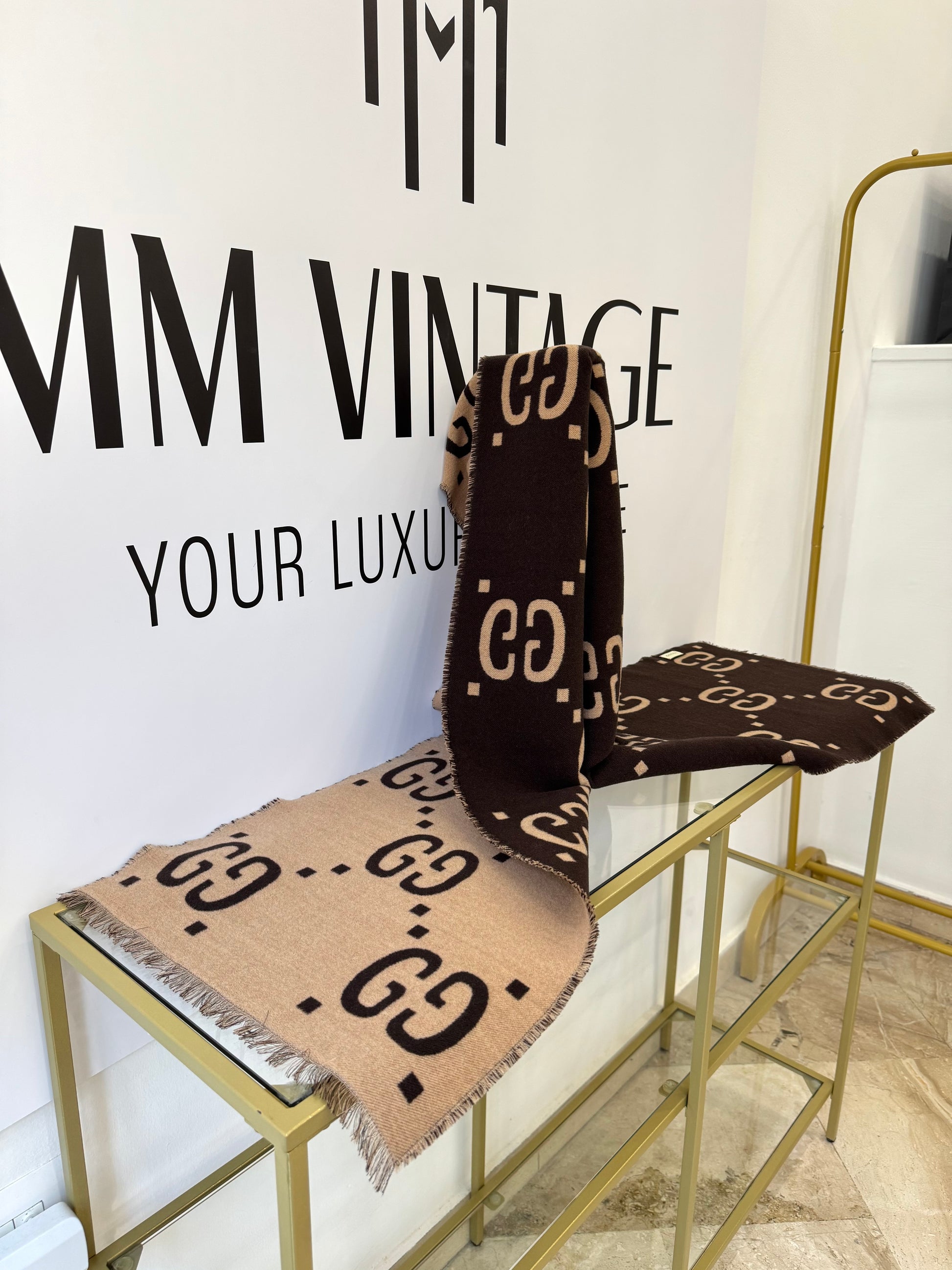 Sciarpa in lana e seta con motivo GG Jacquard Gucci