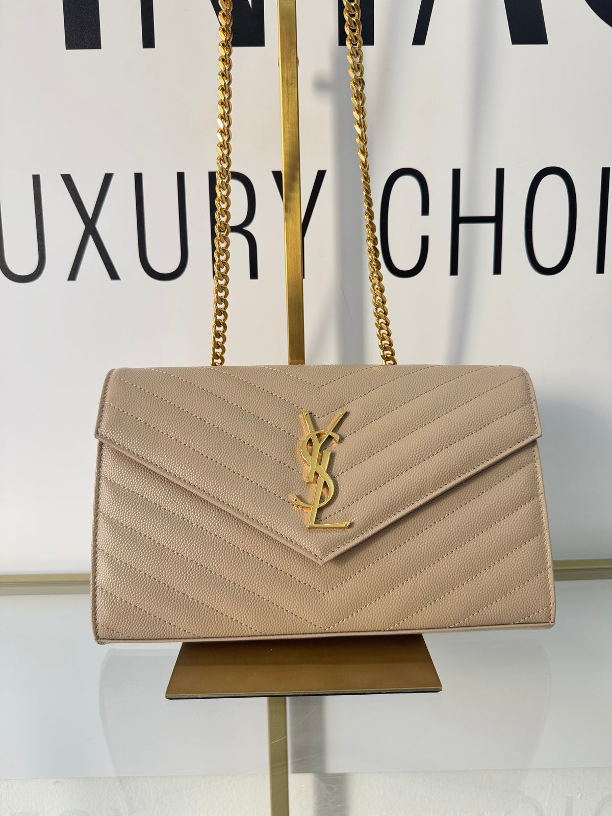 Wallet On Chain Cassandre Saint Laurent