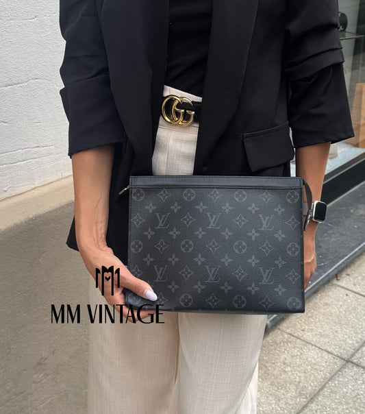 Pochette Voyage MM Monogram Eclipse Louis Vuitton