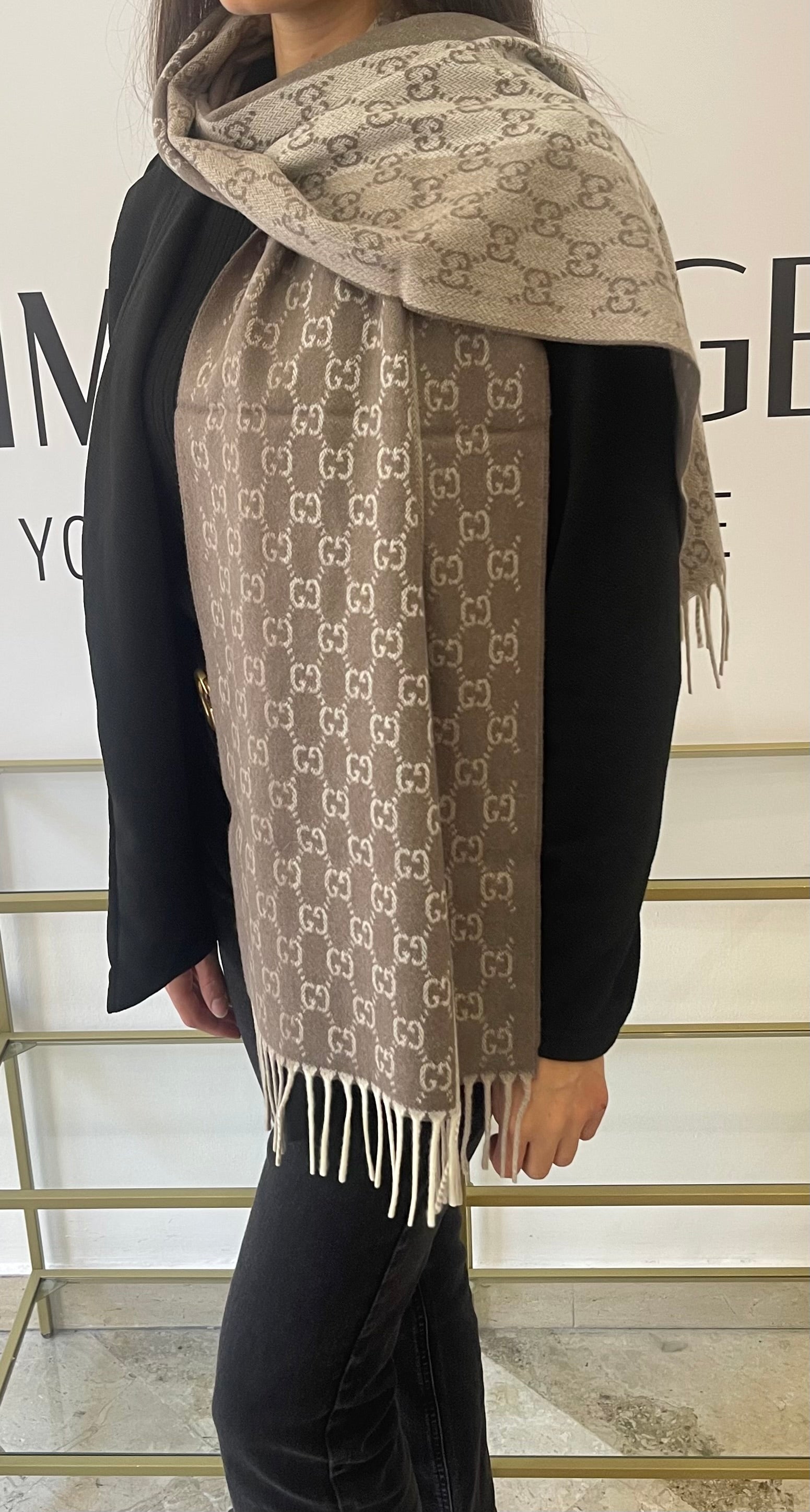 Sciarpa GG con frange Gucci