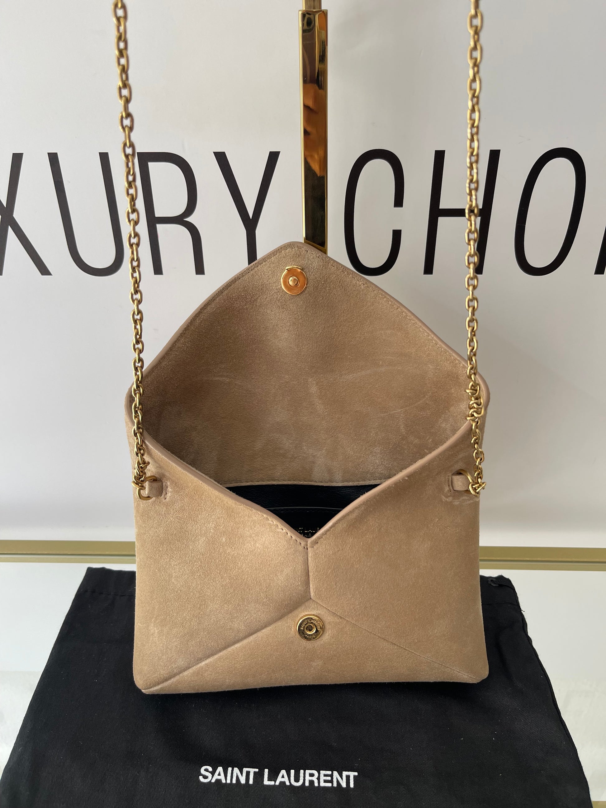 Pochette Cassandre in Suede Saint Laurent