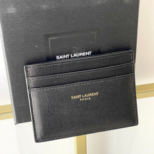Portacarte con logo oro in pelle martellata YSL